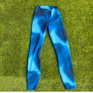 Athletic yoga Nike leggings